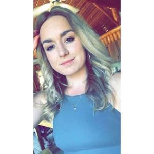 Meet your Posher, Monique